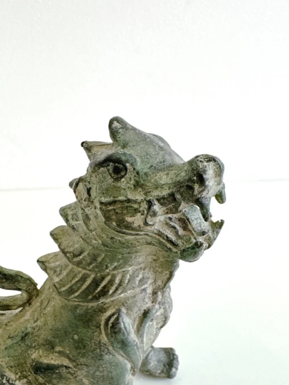 ANTIQUE CHINESE FOO DOG GUARDIAN LION METAL FIGURINE GREEN PATINA 4.75